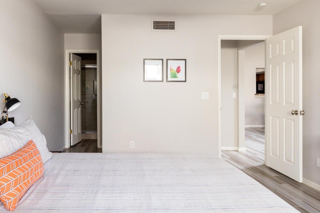 Central Phoenix Townhome Exterior photo